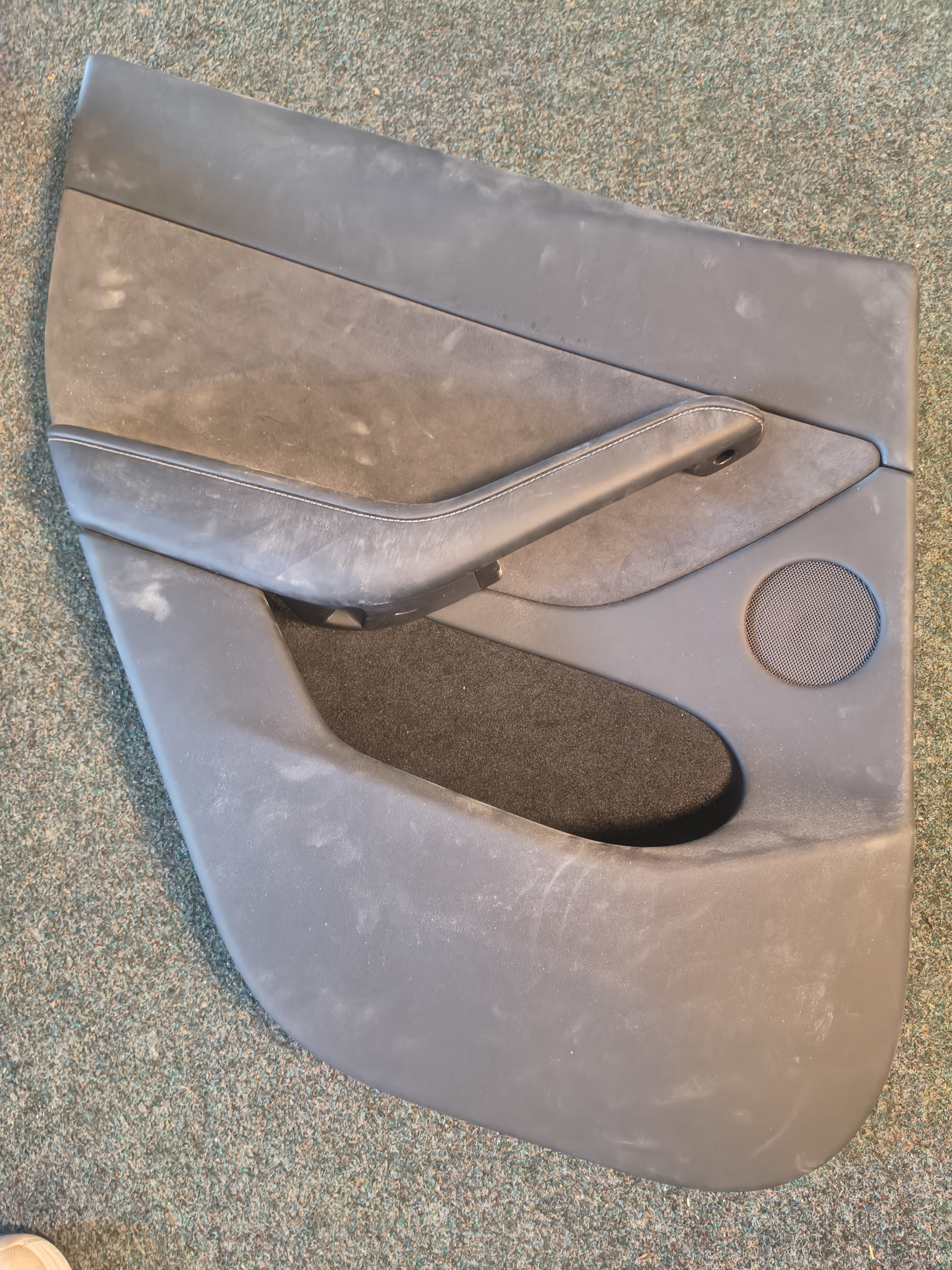 Deurpaneel / Deurbekleding Rechtsachter compleet met speaker